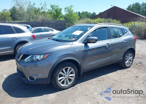 2018 Nissan Rogue Sport Sv z USA, uszkodzony, nr VIN JN1BJ1CR0JW285192